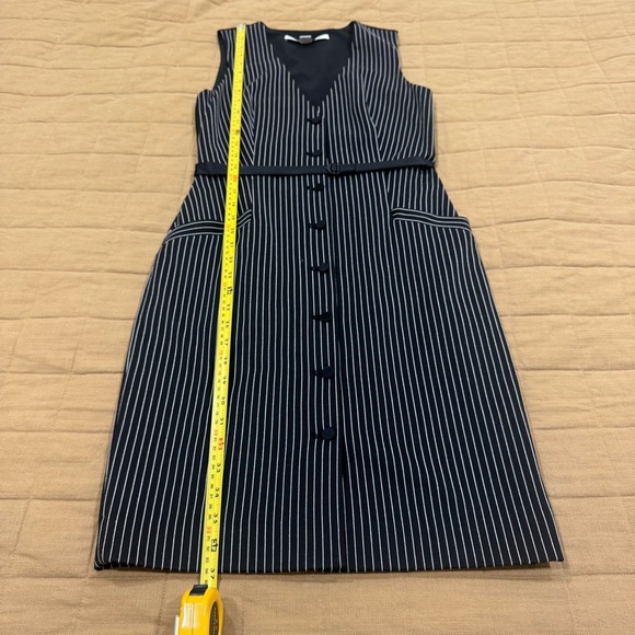 Diane Von Furstenberg Gilet Striped Vest Dress Black White Size 4 Retails $495 - Picture 12 of 12
